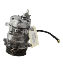 Compresseur clim PEUGEOT 206 Photo n°3