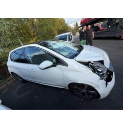 Bouton de coffre PEUGEOT 208 1 Photo n°16