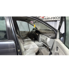 Bouton de coffre RENAULT SCENIC 1 Photo n°9