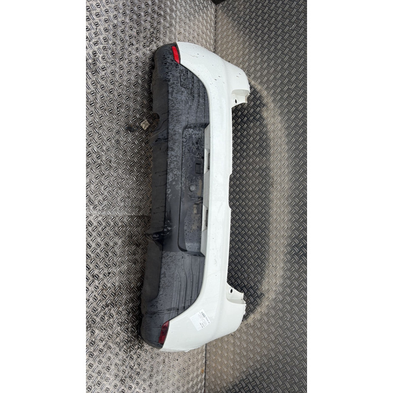 Pare choc arriere RENAULT CLIO 4