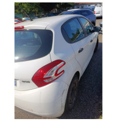 Etrier avant gauche (freinage) PEUGEOT 208 1 Photo n°5