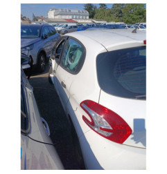 Maitre cylindre (freinage) PEUGEOT 208 1 Photo n°4