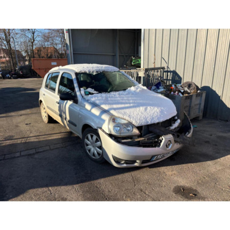 Pare choc arriere RENAULT CLIO 2 CAMPUS Photo n°1