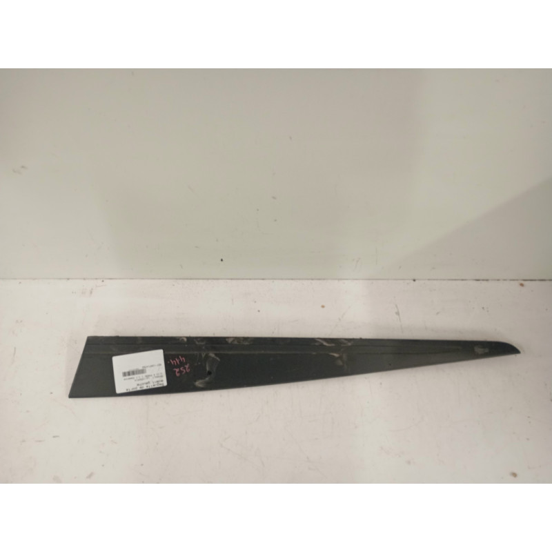 Baguette de porte avant gauche RENAULT CLIO 4