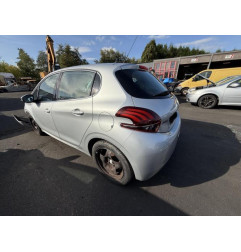 Moteur leve vitre avant droit PEUGEOT 208 1 Photo n°17