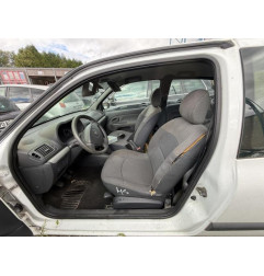 Optique avant principal droit (feux)(phare) RENAULT CLIO 2 CAMPUS Photo n°16