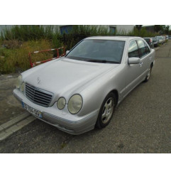 Feu arriere secondaire gauche (feux) MERCEDES CLASSE E 210 Photo n°7