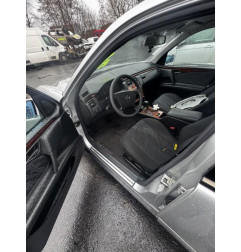 Feu arriere secondaire gauche (feux) MERCEDES CLASSE E 210 Photo n°9