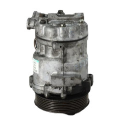 Compresseur clim FIAT PUNTO 3 Photo n°3