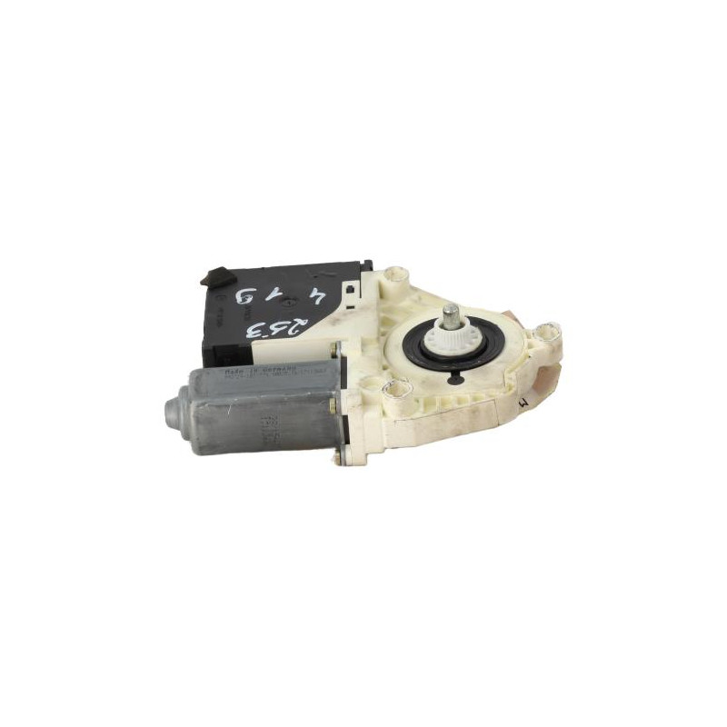 Moteur leve vitre avant droit VOLKSWAGEN GOLF 5