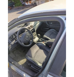 Feu arriere secondaire gauche (feux) RENAULT LAGUNA 2 Photo n°8