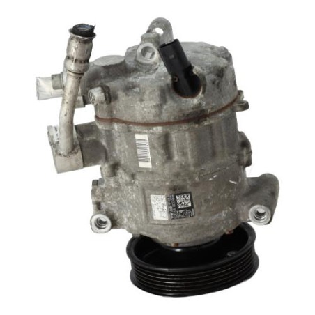 Compresseur clim VOLKSWAGEN POLO 6