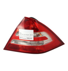 Feu arriere principal droit (feux) MERCEDES CLASSE C 203 Photo n°1