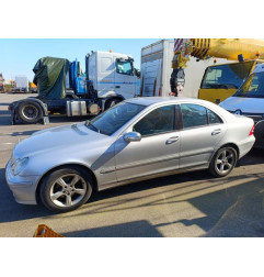 Feu arriere principal droit (feux) MERCEDES CLASSE C 203 Photo n°7