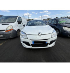 Attache ceinture avant gauche RENAULT MEGANE 3 Photo n°11