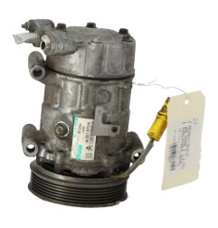 Compresseur clim PEUGEOT 206 Photo n°1