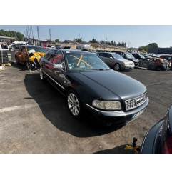 Malle/Hayon arriere AUDI A8 1 Photo n°9