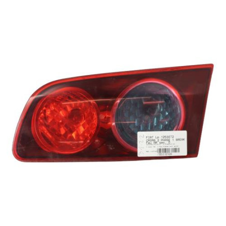 Feu arriere secondaire droit (feux) FIAT CROMA 2 Photo n°1