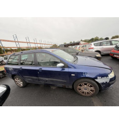 Feu arriere secondaire droit (feux) FIAT STILO Photo n°15