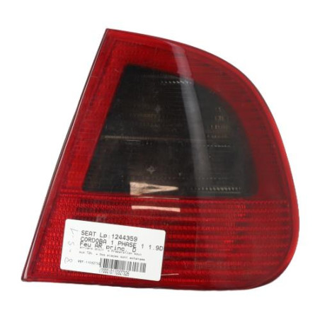 Feu arriere principal droit (feux) SEAT CORDOBA 1 Photo n°1