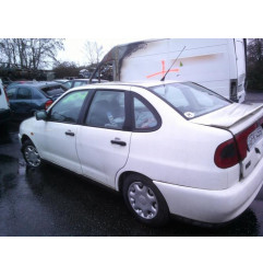 Feu arriere principal droit (feux) SEAT CORDOBA 1 Photo n°9