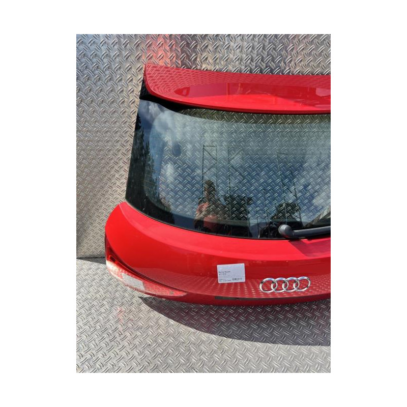 Malle/Hayon arriere AUDI A1 1