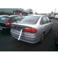 Feu arriere principal droit (feux) RENAULT LAGUNA 1 Photo n°7