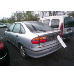 Feu arriere principal droit (feux) RENAULT LAGUNA 1 Photo n°9