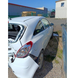 Platine feu arriere gauche OPEL CORSA D Photo n°8