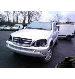 Platine feu arriere droit MERCEDES CLASSE M 163 Photo n°7