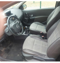 Ecran GPS RENAULT CLIO 3 Photo n°11