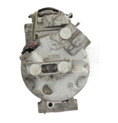 Compresseur clim BMW SERIE 1 E88 Photo n°5