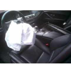 Compresseur clim BMW SERIE 5 F10 Photo n°10