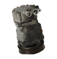 Compresseur clim PEUGEOT 207 Photo n°4