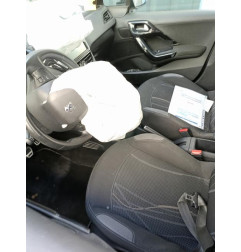 Ceinture arriere gauche PEUGEOT 208 1 Photo n°9