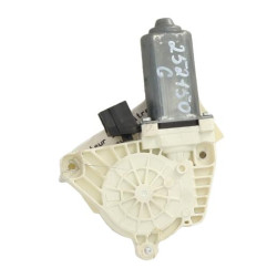 Moteur leve vitre avant gauche MERCEDES CLASSE B 245 Photo n°3