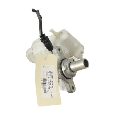 Maitre cylindre (freinage) PEUGEOT 5008 2