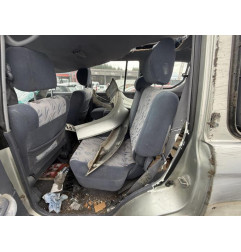 Feu arriere principal droit (feux) TOYOTA LAND CRUISER 3 J90 Photo n°19