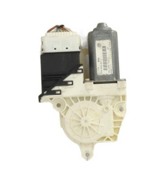Moteur leve vitre arriere gauche VOLKSWAGEN GOLF 5 Photo n°3