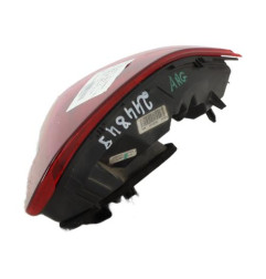 Feu arriere secondaire gauche (feux) PEUGEOT 2008 1 Photo n°4