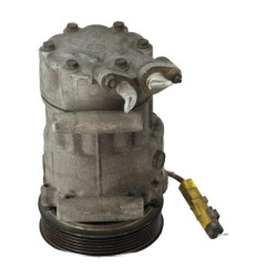 Compresseur clim PEUGEOT 1007 Photo n°4