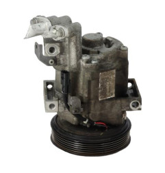 Compresseur clim DACIA DUSTER 1 Photo n°1