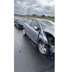 Feu arriere principal gauche (feux) PEUGEOT 208 1 Photo n°8