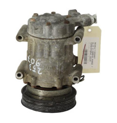 Compresseur clim RENAULT CLIO 2 CAMPUS Photo n°1