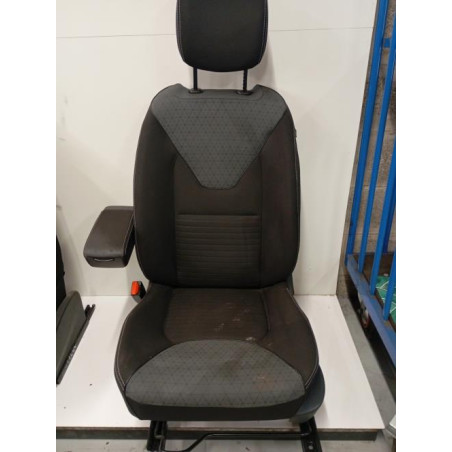 Siege avant gauche RENAULT CLIO 4 Photo n°1