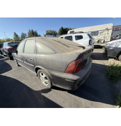 Moteur leve vitre avant gauche OPEL VECTRA B Photo n°12