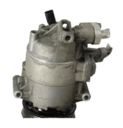 Compresseur clim VOLKSWAGEN GOLF 6 Photo n°3