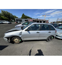 Feu arriere principal gauche (feux) SEAT IBIZA 2 Photo n°9