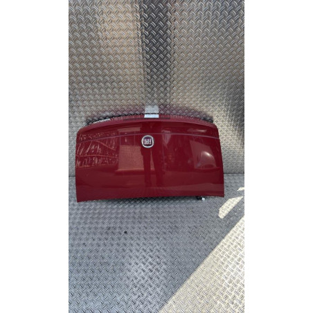 Malle/Hayon arriere FIAT 124 2 SPIDER Photo n°1