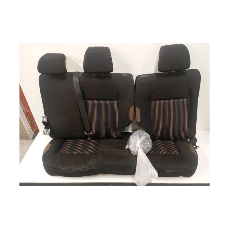 Banquette arriere PEUGEOT 208 1